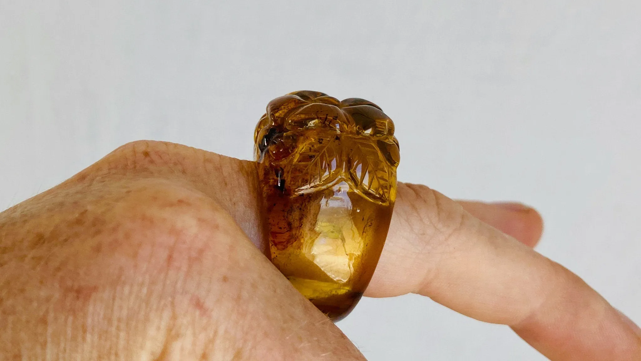 Amber Flower Ring. Gorgeous. Size 8.75. 0024